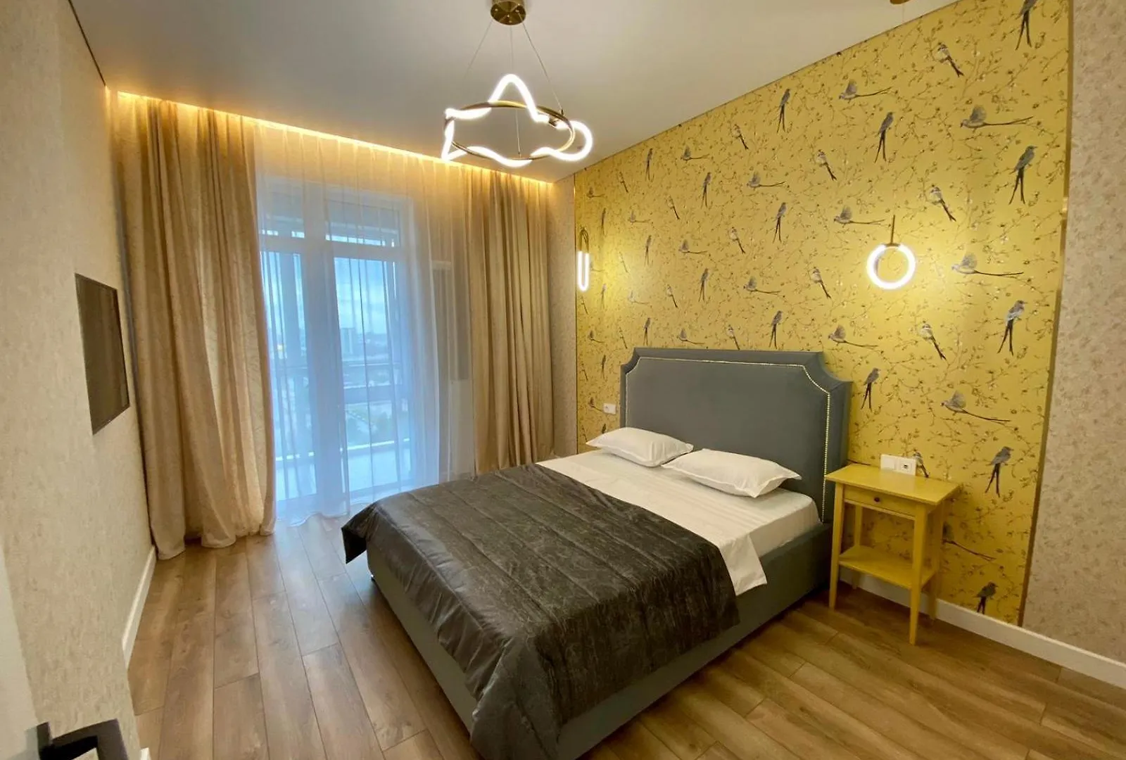 אסטנה Premium Apartment Atlant